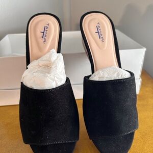 NWT - Tahari Neomea Black Suede Wedge Open Toe Slides, Never worn in Box,Pretty!